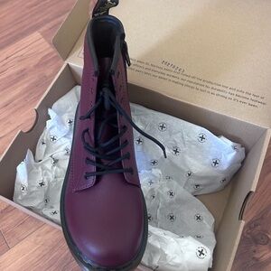 Doc martins burgundy brand new